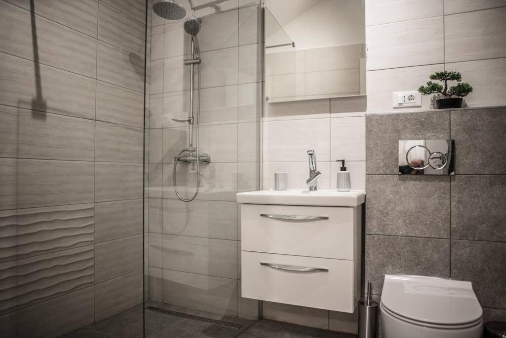 Soul House Omis Apartment ภายนอก รูปภาพ