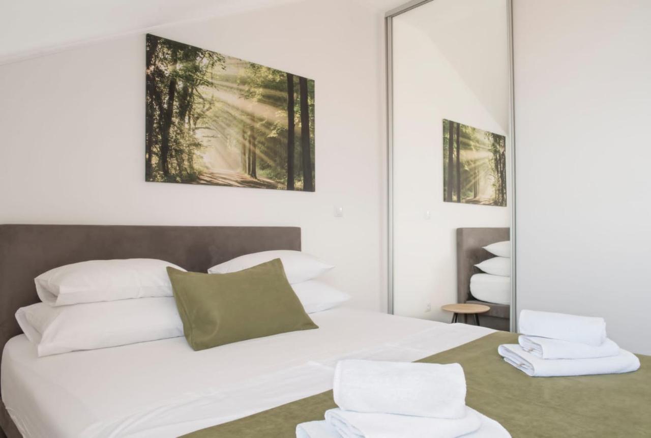 Soul House Omis Apartment ภายนอก รูปภาพ
